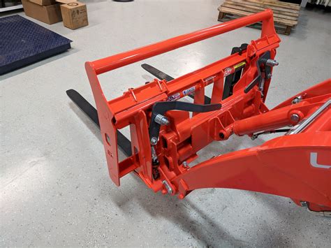 quick attach pallet forks tractors